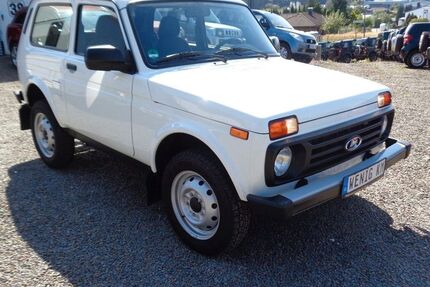 Lada Niva 14.700 km 15.750 &euro; Radevormwald 42477
