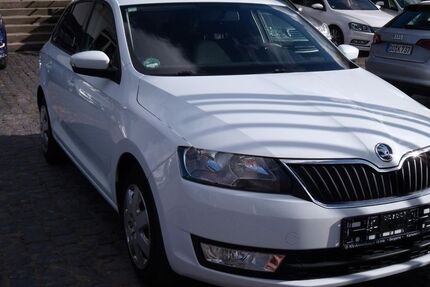 Skoda Rapid 88.600 km 7.900 &euro; Lünen 44532