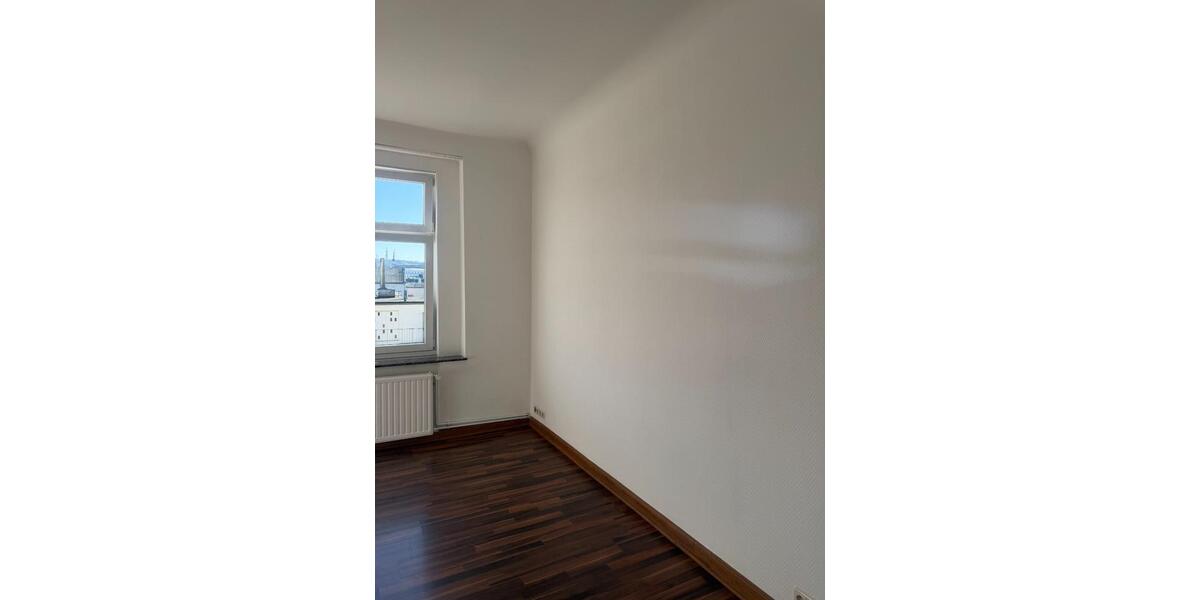 Etagenwohnung Wuppertal Elberfeld - 2 Zimmer, 76 m&sup2;, 647&euro; | Angebot:25857945