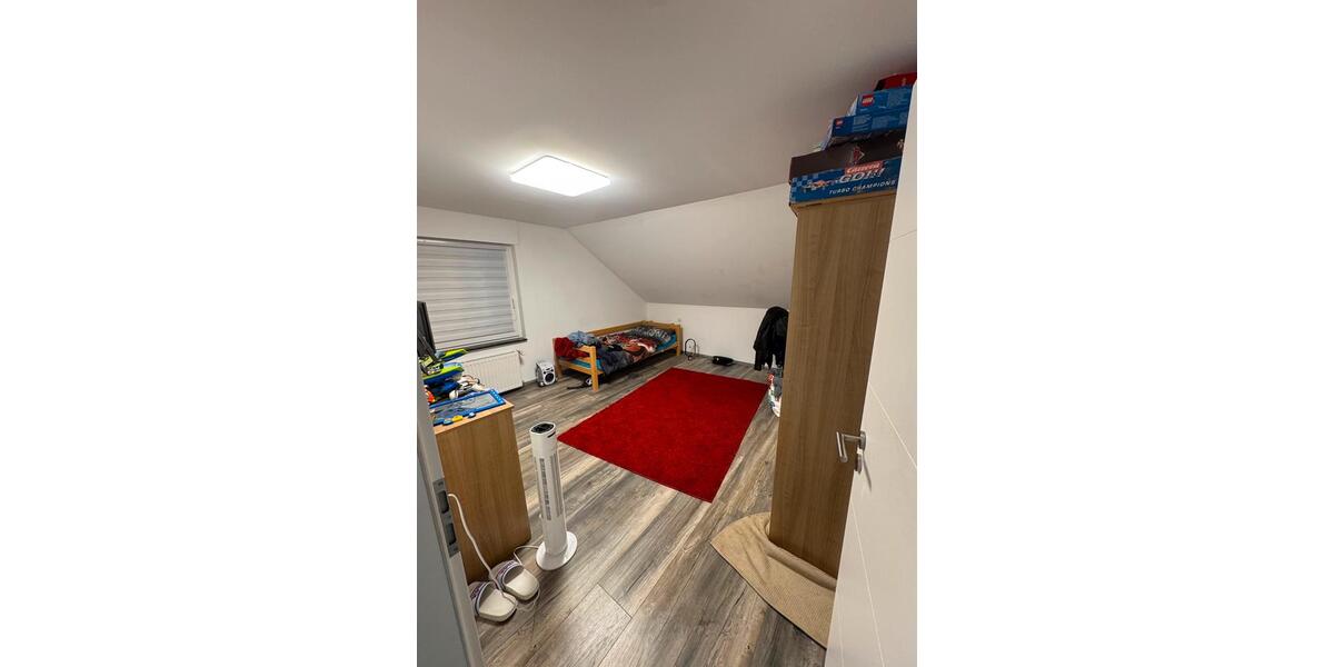 Dachgeschoßwohnung Menden (Sauerland) Bösperde - 3 Zimmer, 100 m&sup2;, 750&euro; | Angebot:27629192