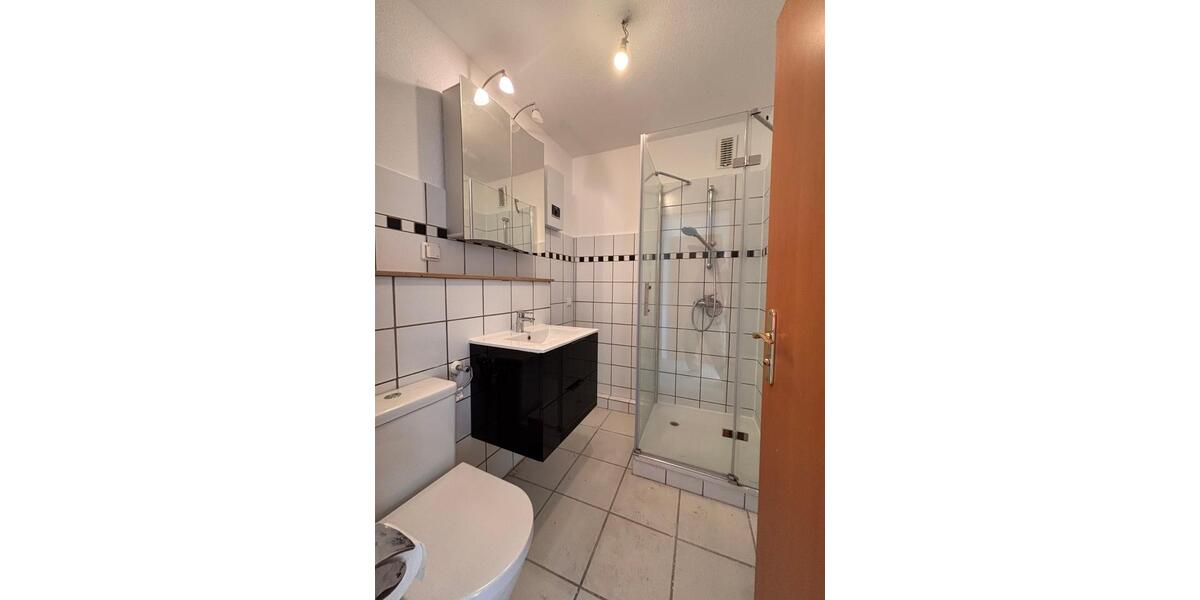 Etagenwohnung Wuppertal Dönberg - 3 Zimmer, 105 m&sup2;, 960&euro; | Angebot:27595418