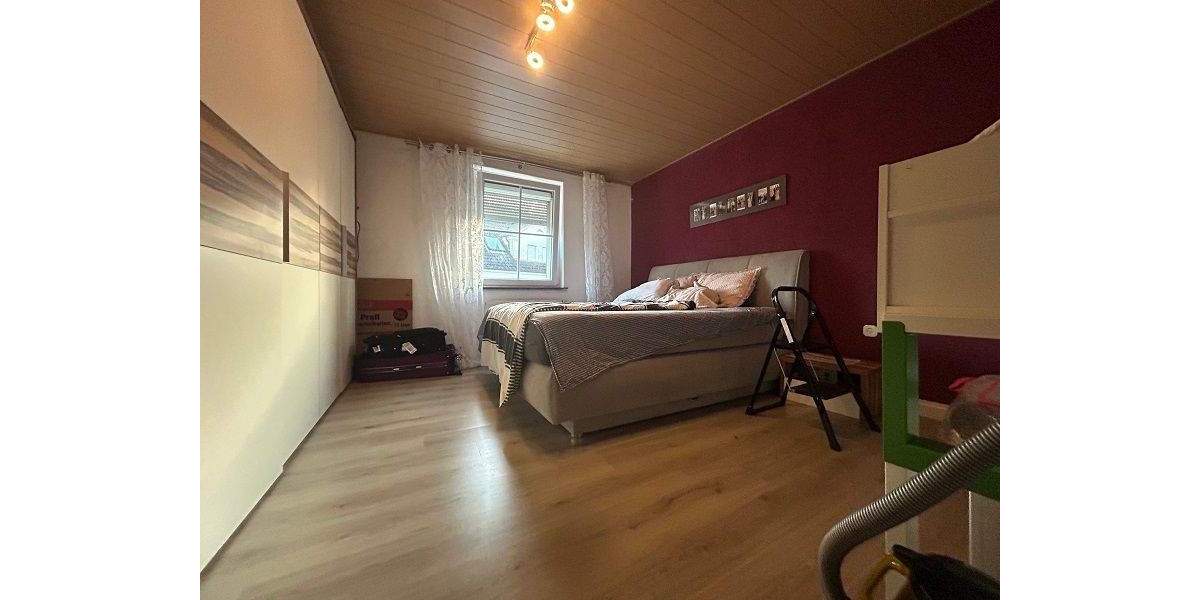 Reihenmittelhaus Lüdenscheid - 1 Zimmer, 150 m&sup2;, 320.000&euro; | Angebot:25769113