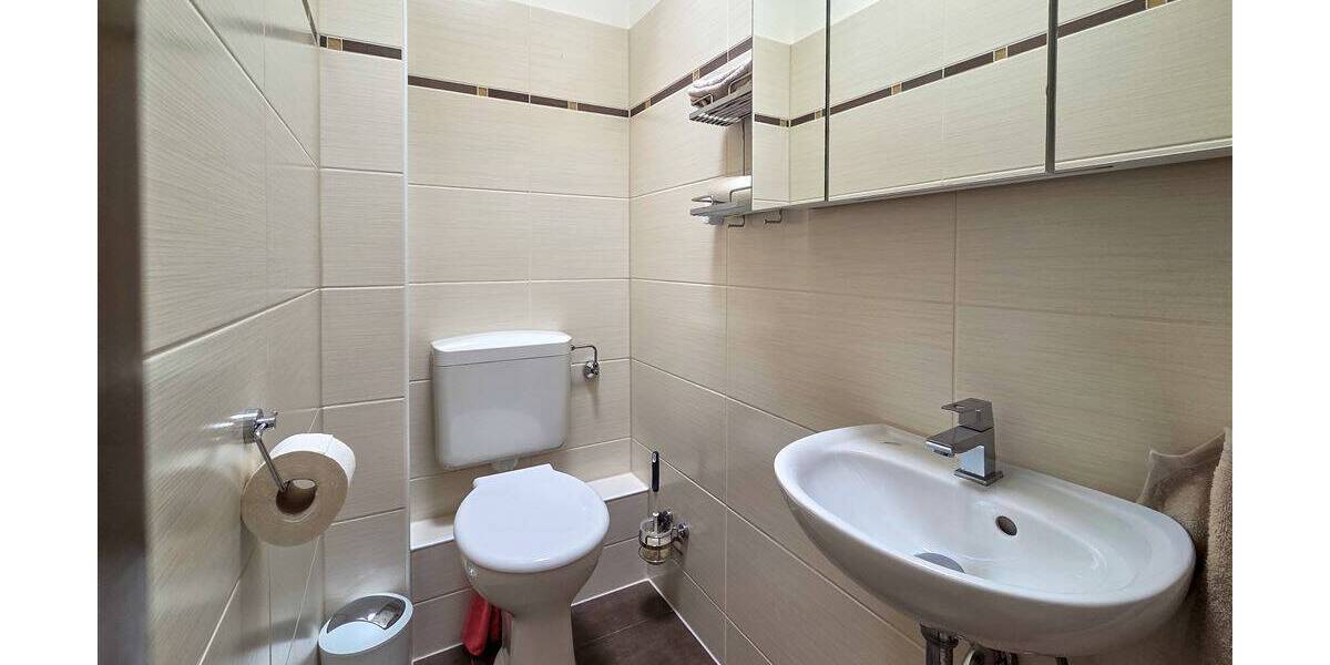 Mehrfamilienhaus, Wohnhaus Remscheid Lennep - 4 Zimmer, 121 m&sup2;, 399.000&euro; | Angebot:26410916