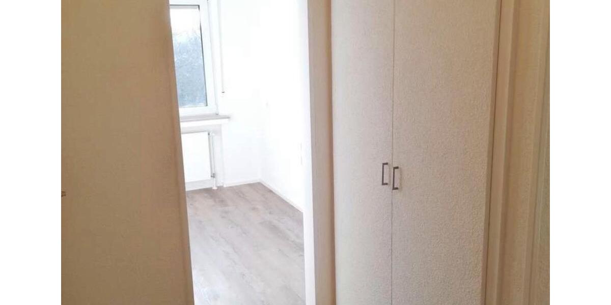 Etagenwohnung Hagen Hagen-Mitte - 3 Zimmer, 80 m&sup2;, 640&euro; | Angebot:26019130