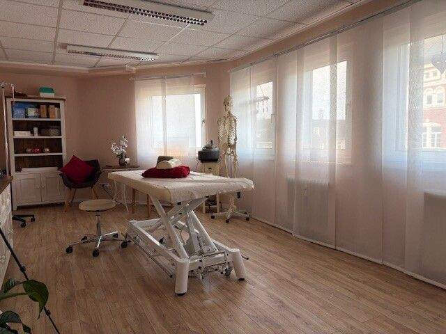 Gewerbeobjekt Gevelsberg - 3 Zimmer, 100 m&sup2;, 229.000&euro; | Angebot:25742926