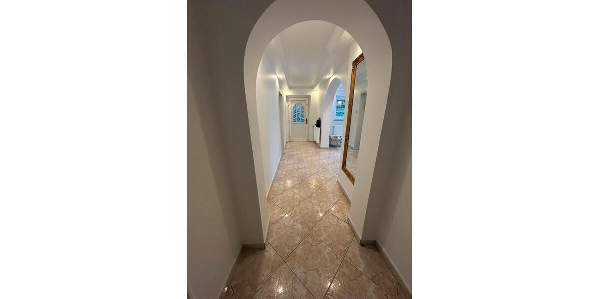 Erdgeschoßwohnung Wuppertal Gemarkung Elberfeld - 2 Zimmer, 70 m&sup2;, 700&euro; | Angebot:25343097