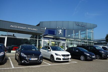 Peugeot 208 9.990 km 20.190 &euro; Bochum 44801