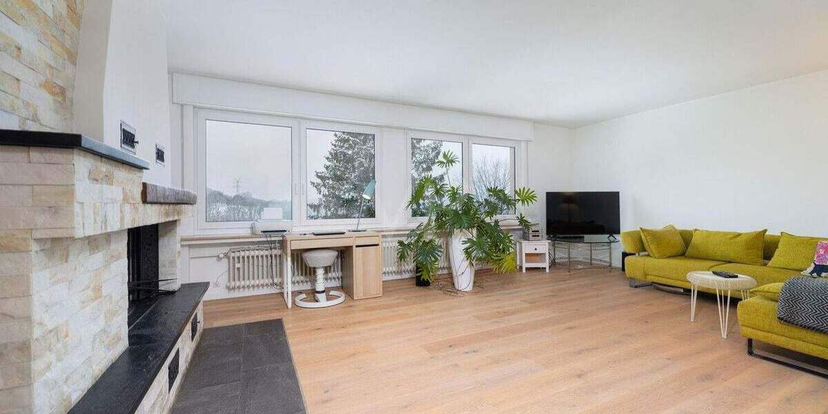 Etagenwohnung Velbert Langenberg - 4 Zimmer, 120 m&sup2;, 315.000&euro; | Angebot:25679815