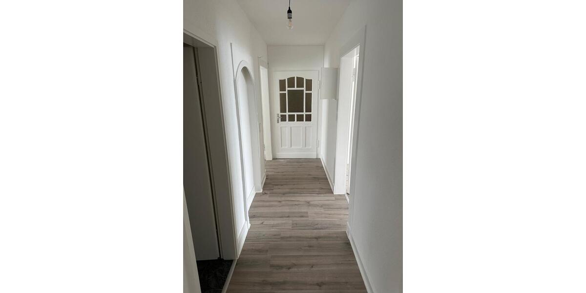 Dachgeschoßwohnung Lüdenscheid - 3 Zimmer, 75 m&sup2;, 570&euro; | Angebot:25990098