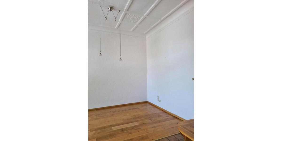 Etagenwohnung Wuppertal Gemarkung Elberfeld - 5 Zimmer, 164 m&sup2;, 1.300&euro; | Angebot:26168973
