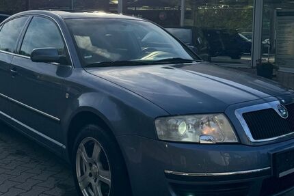 Skoda Superb 124.099 km 4.990 &euro; Dortmund 44265