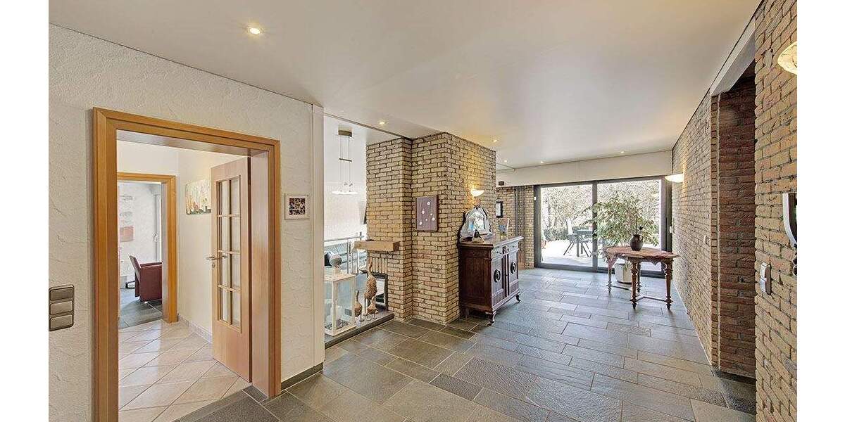 Einfamilienhaus Schwerte Ergste - 8 Zimmer, 330 m&sup2;, 890.000&euro; | Angebot:25685364