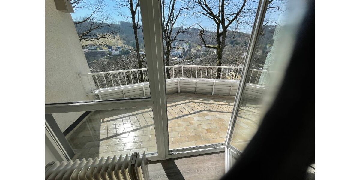 3 Zimmer, Kü, Bad, Gä-WC, Loggia, Sauna zw. Halver - Lüdenscheid - Etagenwohnung Lüdenscheid Brügge | Angebot:26063661