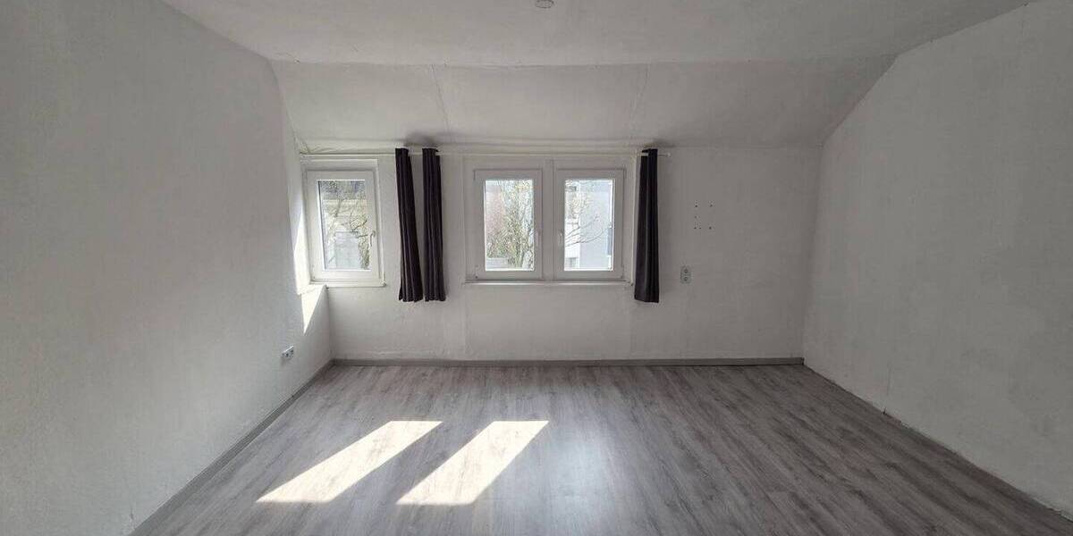 Etagenwohnung Dortmund Mitte - 5 Zimmer, 105 m&sup2;, 249.000&euro; | Angebot:26488027