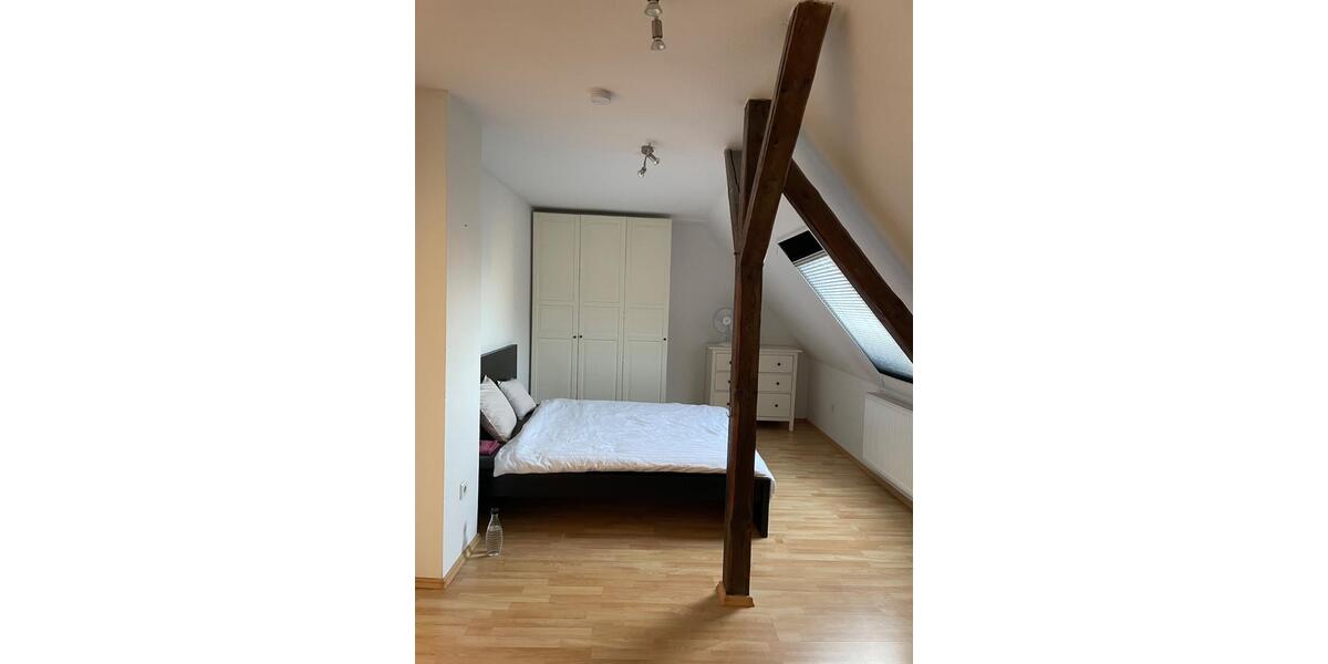 Dachgeschoßwohnung Dortmund Hombruch - 4 Zimmer, 80 m&sup2;, 600&euro; | Angebot:25638824