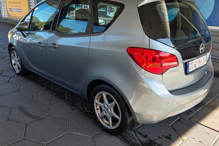 Opel Meriva 118.000 km 5.000 &euro; Dortmund 44147