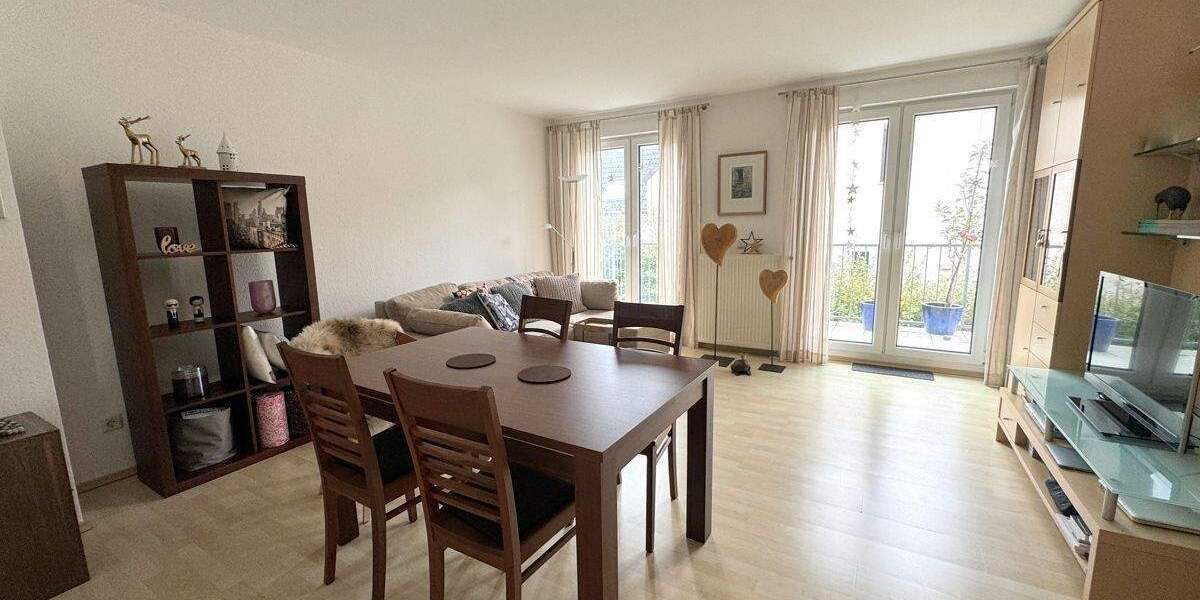 Etagenwohnung Bochum Stiepel - 2 Zimmer, 61 m&sup2;, 198.000&euro; | Angebot:25692712