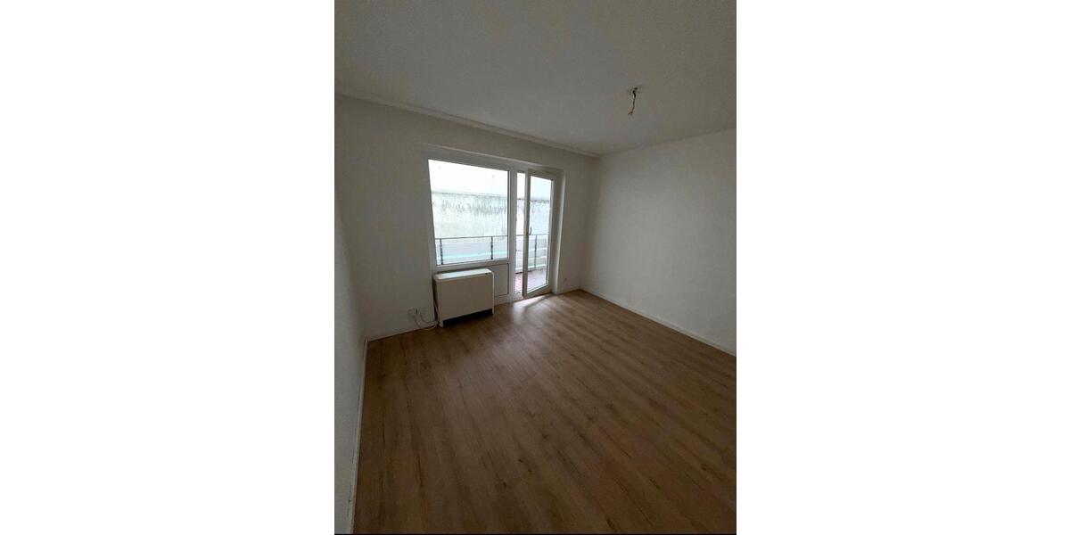 Etagenwohnung Wuppertal Unterbarmen - 2 Zimmer, 45 m&sup2;, 650&euro; | Angebot:25854716