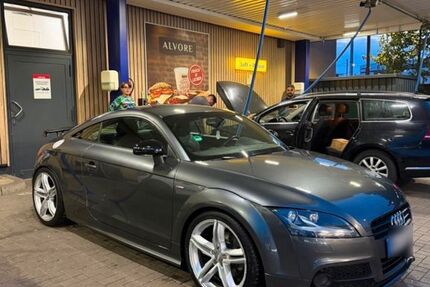 Audi TT 186.000 km 12.500 &euro; Bochum 44795