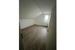 Dachgeschoßwohnung Dortmund Brackel - 4 Zimmer, 120 m&sup2;, 1.050&euro; | Angebot:24864411