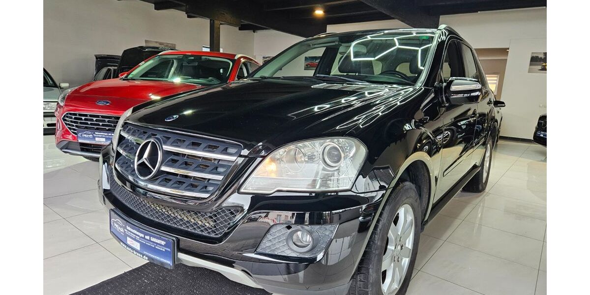 Mercedes-Benz ML 300 182.078 km 12.699 &euro; Altena 58762