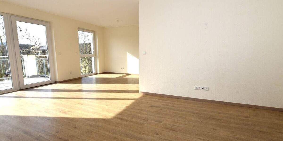 Etagenwohnung Hemer - 2 Zimmer, 83 m&sup2;, 995&euro; | Angebot:25729881