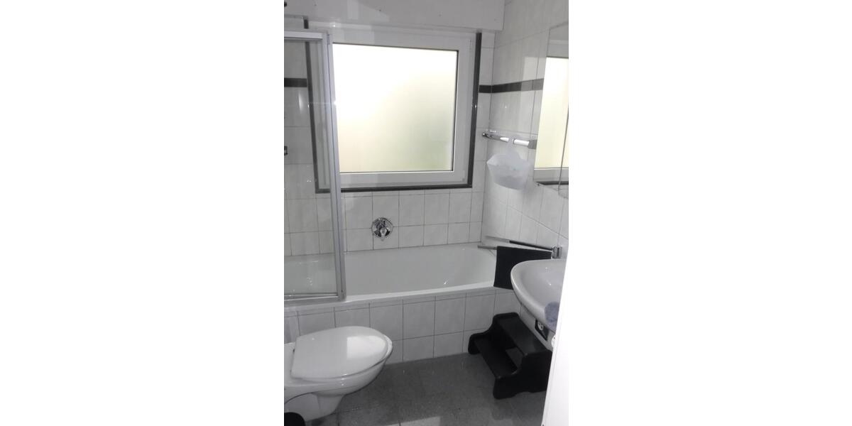 Etagenwohnung Hückeswagen - 3 Zimmer, 78 m&sup2;, 645&euro; | Angebot:25907457