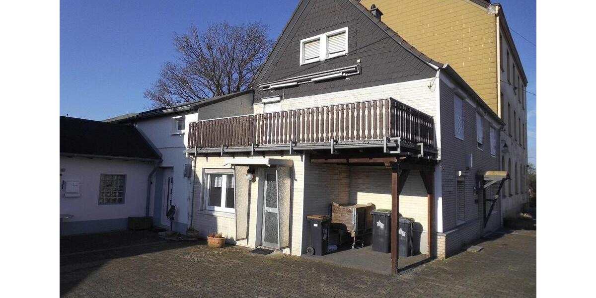 Bauernhaus, Landhaus Radevormwald - 5 Zimmer, 150 m&sup2;, 1.150&euro; | Angebot:24387571