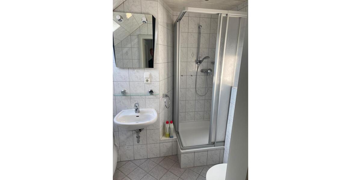 Dachgeschoßwohnung Iserlohn Letmathe - 3 Zimmer, 70 m&sup2;, 810&euro; | Angebot:27568417