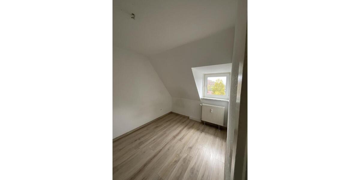 Dachgeschoßwohnung Herscheid - 2 Zimmer, 45 m&sup2;, 349&euro; | Angebot:22939070