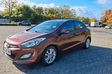 Hyundai i30 127.000 km 4.490 &euro; Iserlohn 58642