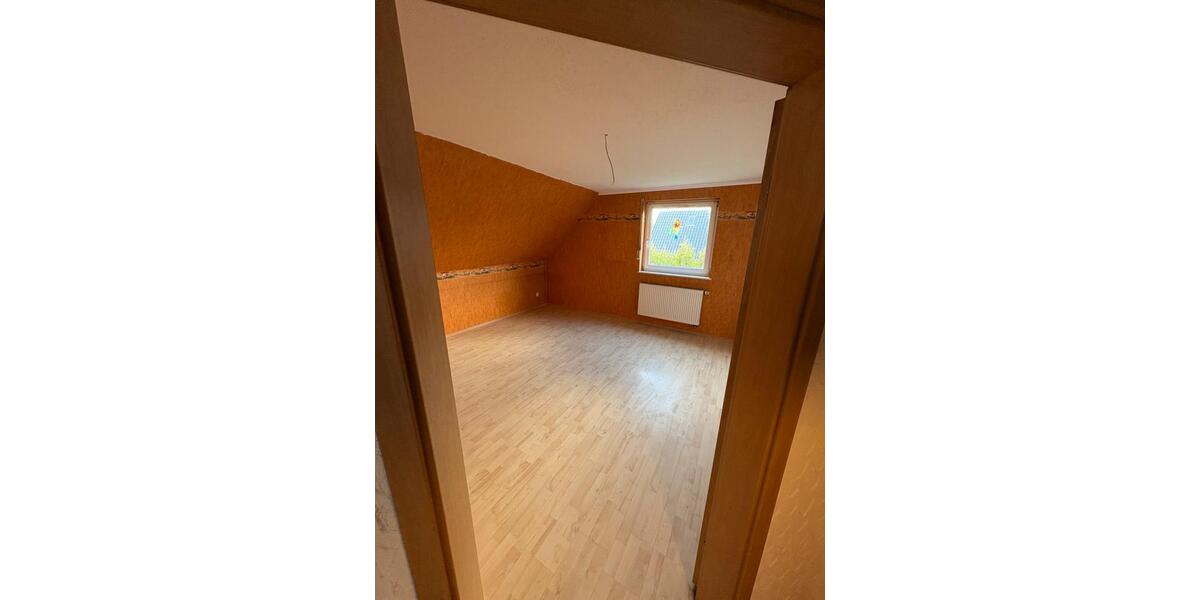 Einfamilienhaus Balve - 4 Zimmer, 120 m&sup2;, 259.000&euro; | Angebot:27073249