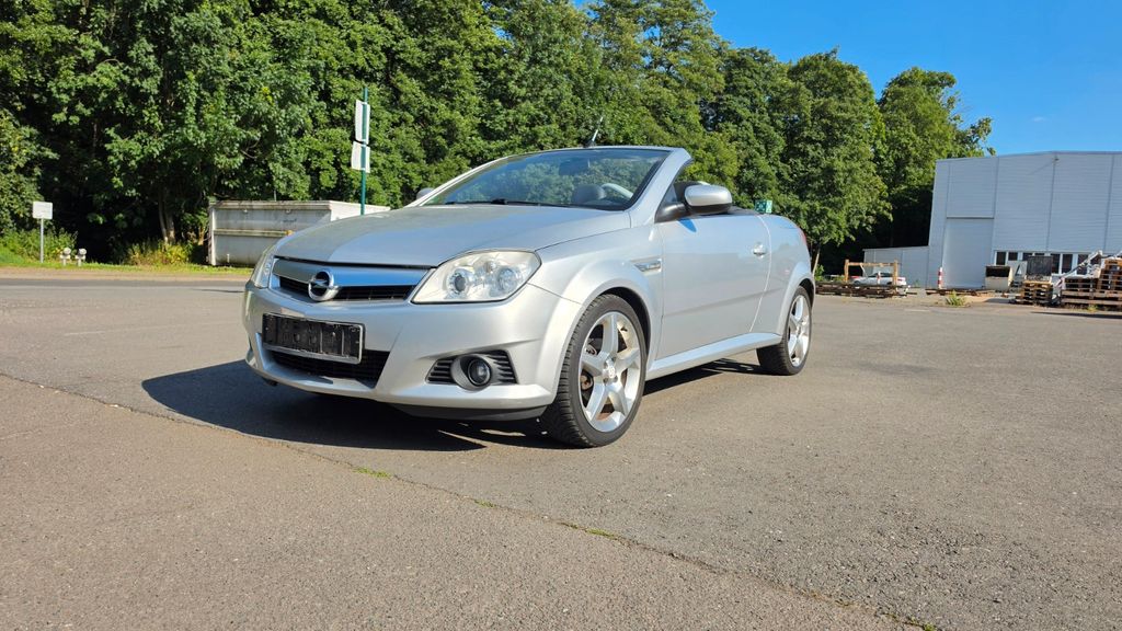 Opel Tigra 182.765 km 1.800 &euro; Hückeswagen 42499