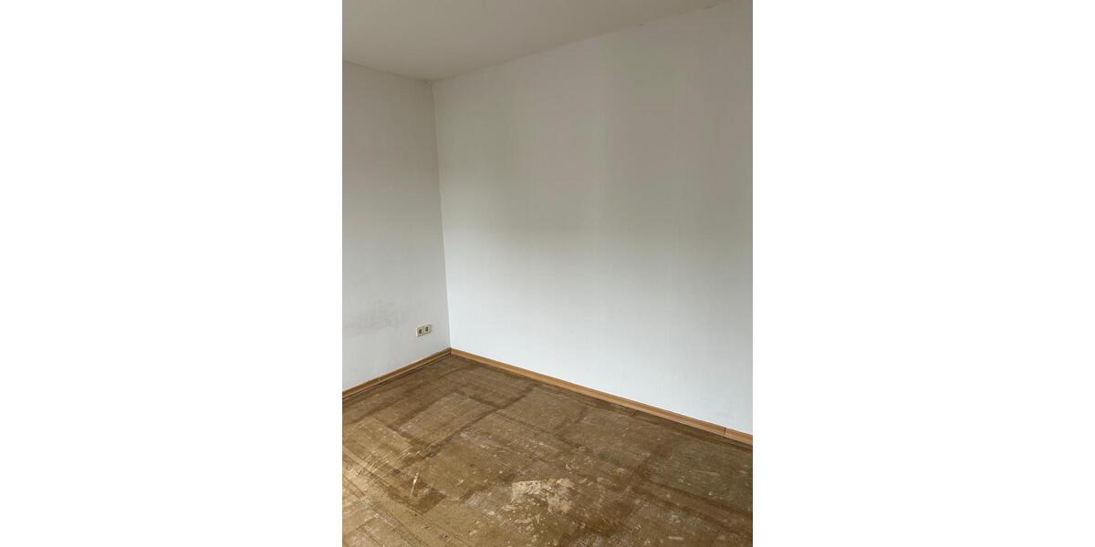 Etagenwohnung Halver - 3 Zimmer, 75 m&sup2;, 700&euro; | Angebot:26426356
