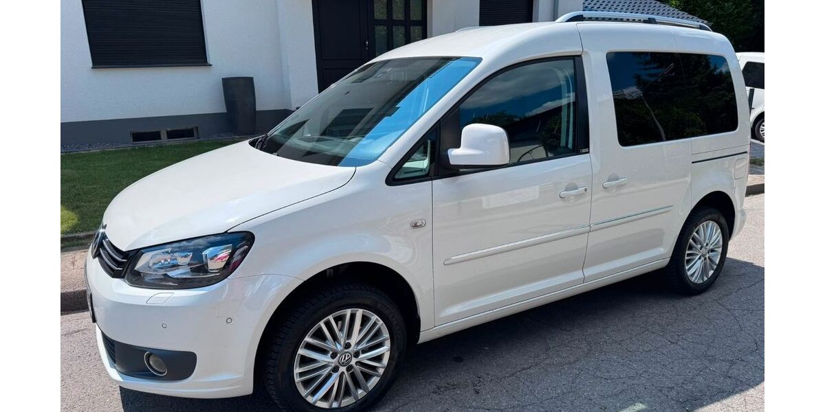 VW Caddy 154.000 km 9.800 &euro; Bochum 44869
