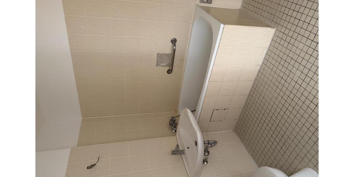 Etagenwohnung Hagen Hagen-Mitte - 3 Zimmer, 82 m&sup2;, 630&euro; | Angebot:25715722