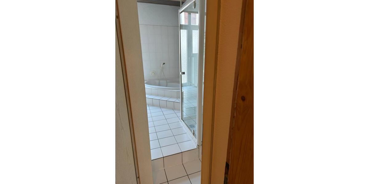 Etagenwohnung Iserlohn - 3.5 Zimmer, 93 m&sup2;, 725&euro; | Angebot:26003000