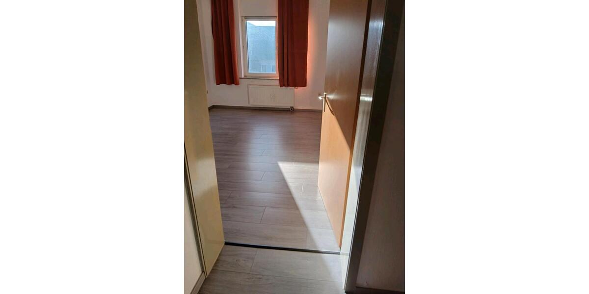 Etagenwohnung Dortmund Innenstadt Nord - 1 Zimmer, 33 m&sup2;, 440&euro; | Angebot:25877349