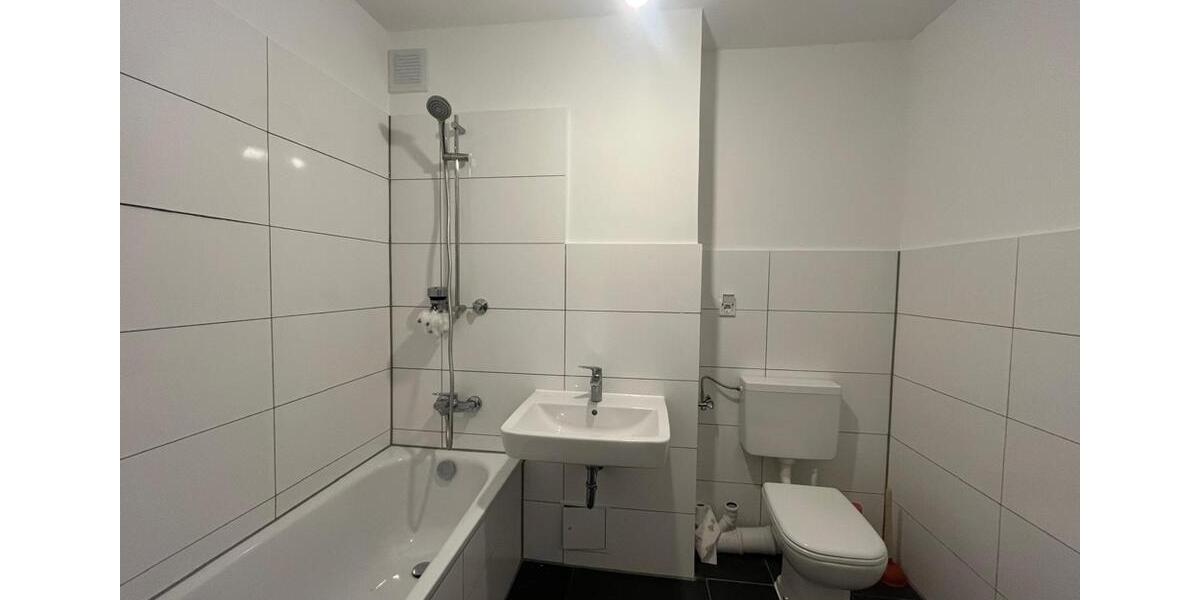 Etagenwohnung Radevormwald - 3 Zimmer, 82 m&sup2;, 545&euro; | Angebot:23817231