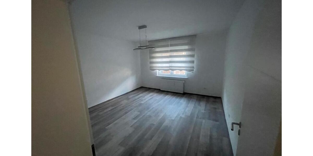 Etagenwohnung Bochum Bochum-Mitte - 3 Zimmer, 85 m&sup2;, 1.050&euro; | Angebot:25294071