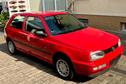 VW Golf 89.676 km 2.850 &euro; Dortmund 44309