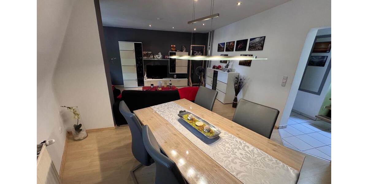 Dachgeschoßwohnung Iserlohn Gerlingsen - 3 Zimmer, 83 m&sup2;, 700&euro; | Angebot:27577938