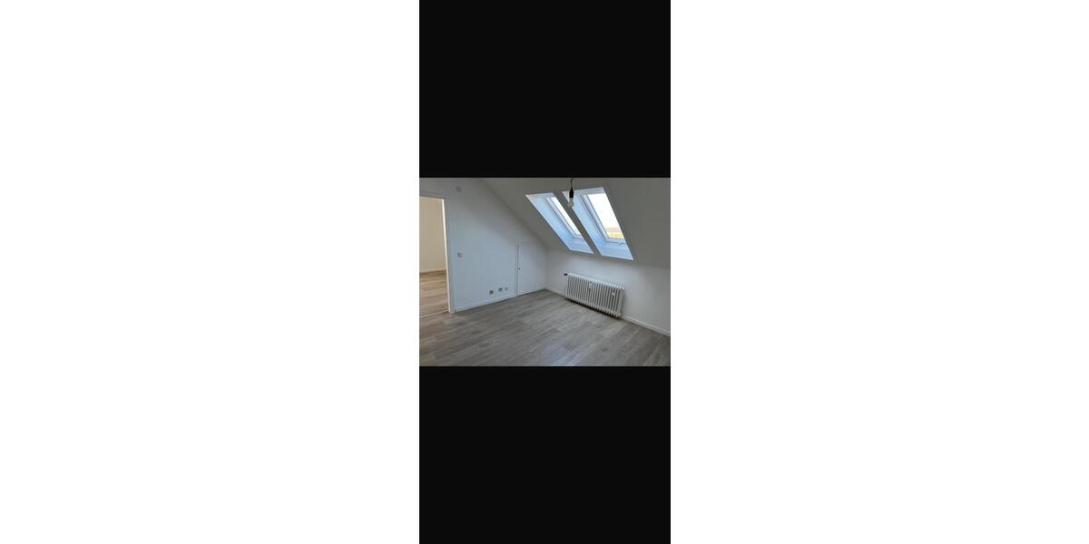 Dachgeschoßwohnung Radevormwald - 2 Zimmer, 41 m&sup2;, 399&euro; | Angebot:26539774