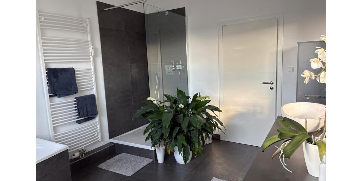 Maisonettenwohnung Wuppertal Gemarkung Langerfeld - 4 Zimmer, 130 m&sup2;, 305.000&euro; | Angebot:25280115