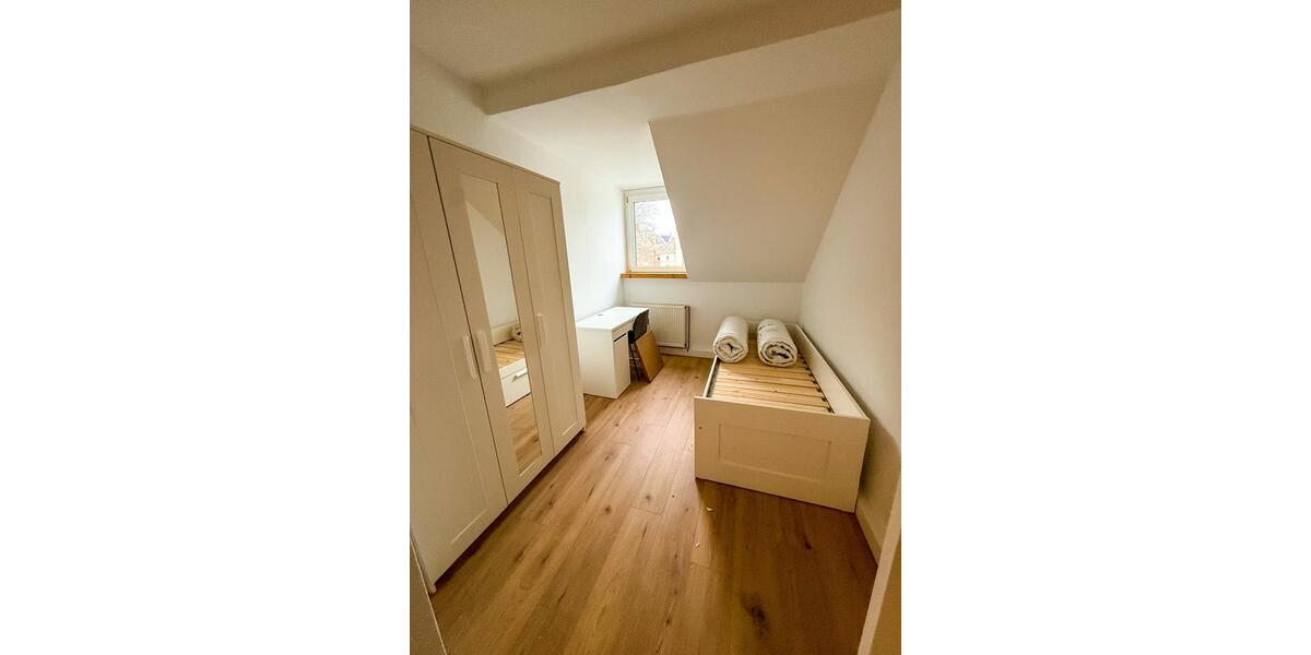 Etagenwohnung Wuppertal Elberfeld - 1 Zimmer, 12 m&sup2;, 420&euro; | Angebot:25962520