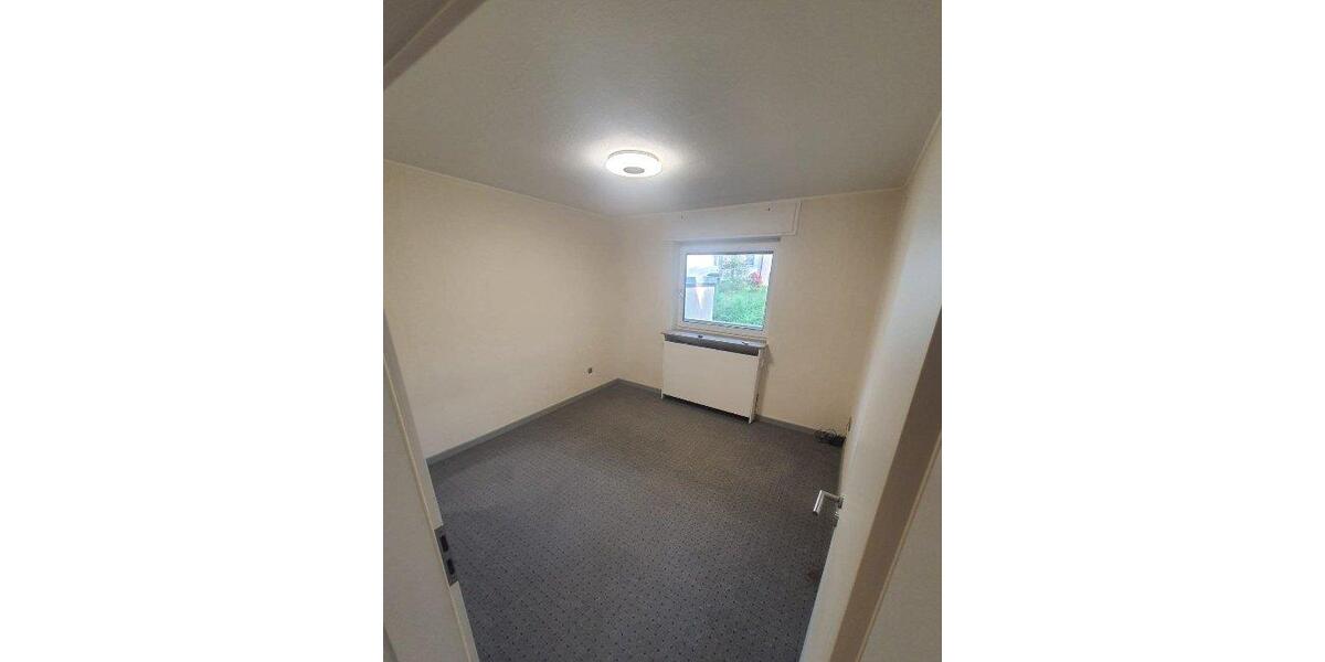 Etagenwohnung Lüdenscheid - 4 Zimmer, 90 m&sup2;, 150.000&euro; | Angebot:26716093