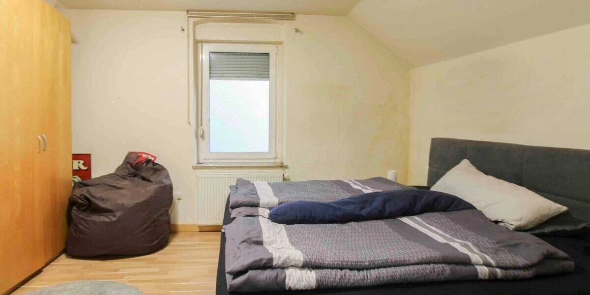 Mehrfamilienhaus, Wohnhaus Bochum Laer - 6 Zimmer, 211 m&sup2;, 320.000&euro; | Angebot:26043818