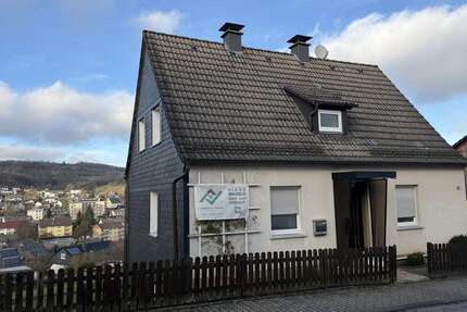 Haus Neuenrade - 6 Zimmer, 107 m&sup2;, 208.000&euro; | Angebot:25448755