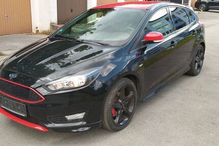 Ford Focus 42.500 km 10.999 &euro; Wuppertal 42111