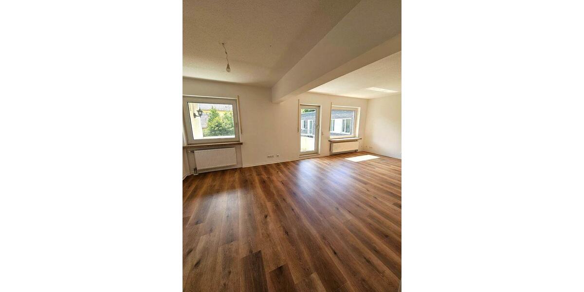 Etagenwohnung Lüdenscheid Staberg - 3 Zimmer, 97 m&sup2;, 1.168&euro; | Angebot:20525689